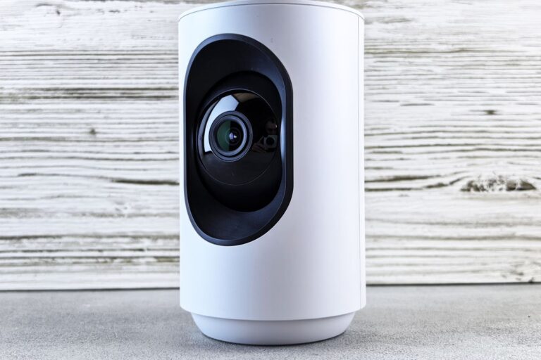 Cámara de seguridad interior con audio