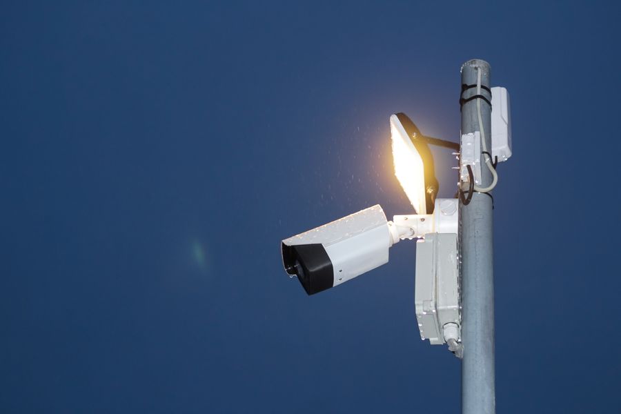 Cámara de seguridad con visión nocturna