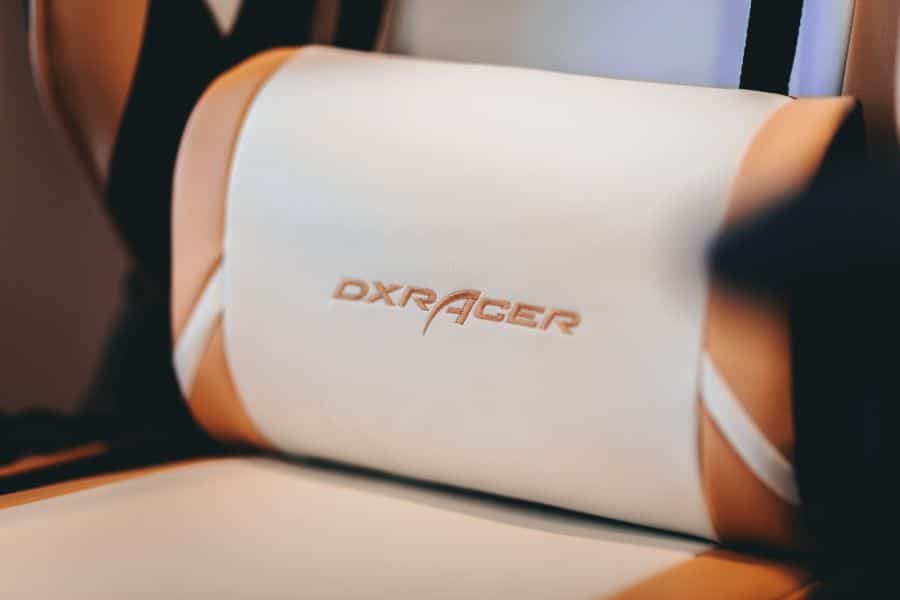 Silla gaming DXRacer con soporte lumbar ergonómico