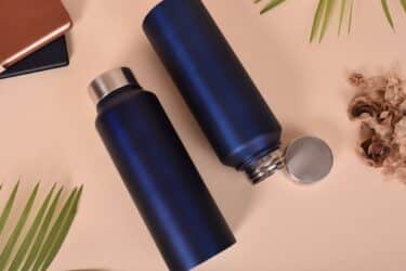 Botellas deportivas aislantes para rutina diaria